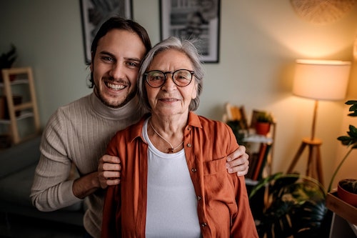 Praktische tips om ouderenzorg gemakkelijker te maken